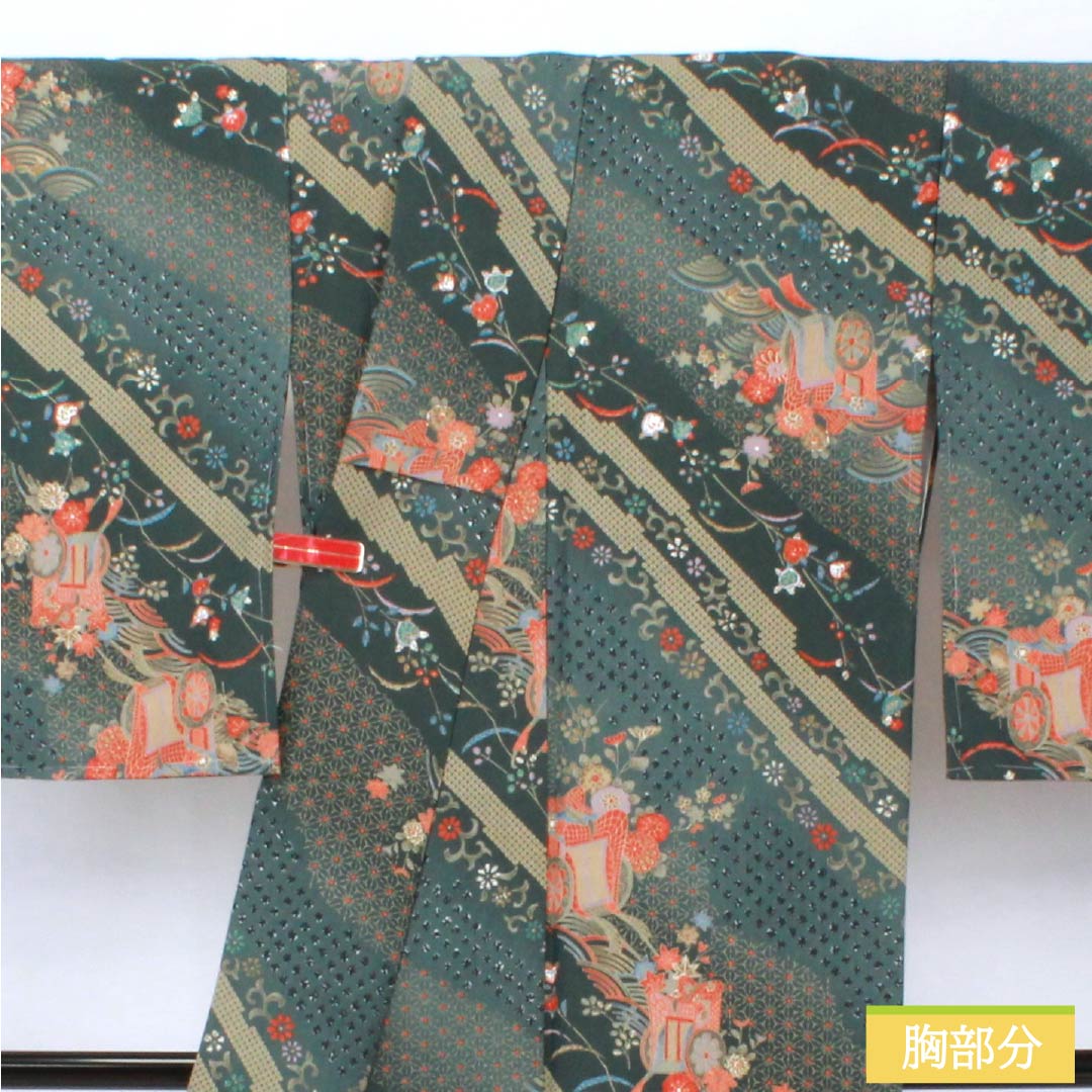 Small-patterned kimono, polyester, S rank, length 161cm, sleeve length 64.5cm, lined, iron-colored (Tetsuiro) and iron-colored (Tetsuonandoiro) with a Goshoguruma (imperial carriage) and flower motif, washable, green, 1115007562419