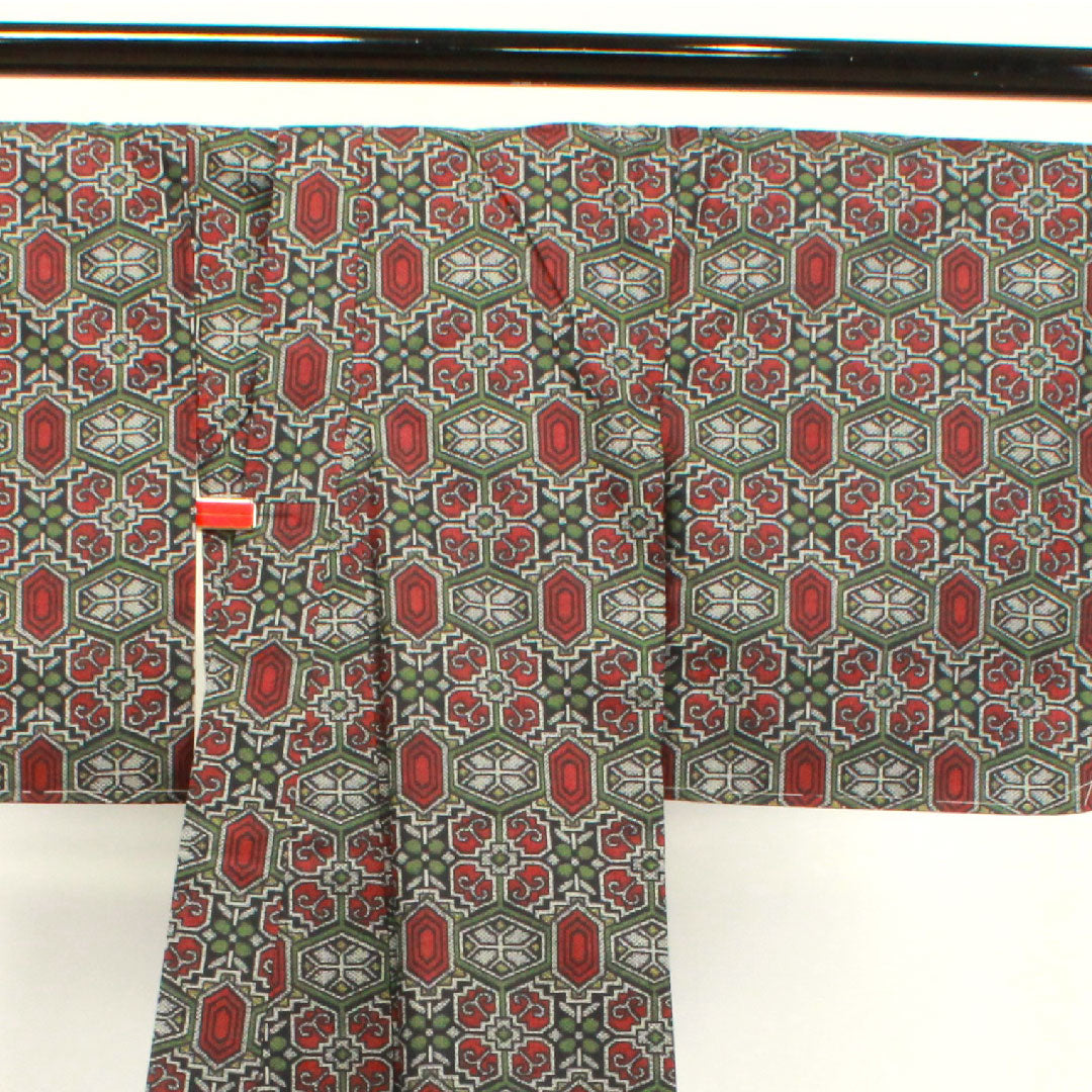 Murayama Oshima Tsumugi Length 162cm Sleeve length 63.5cm With basting thread Unused Ensemble Geometric pattern Pure silk S rank Awase Black 1116002732410