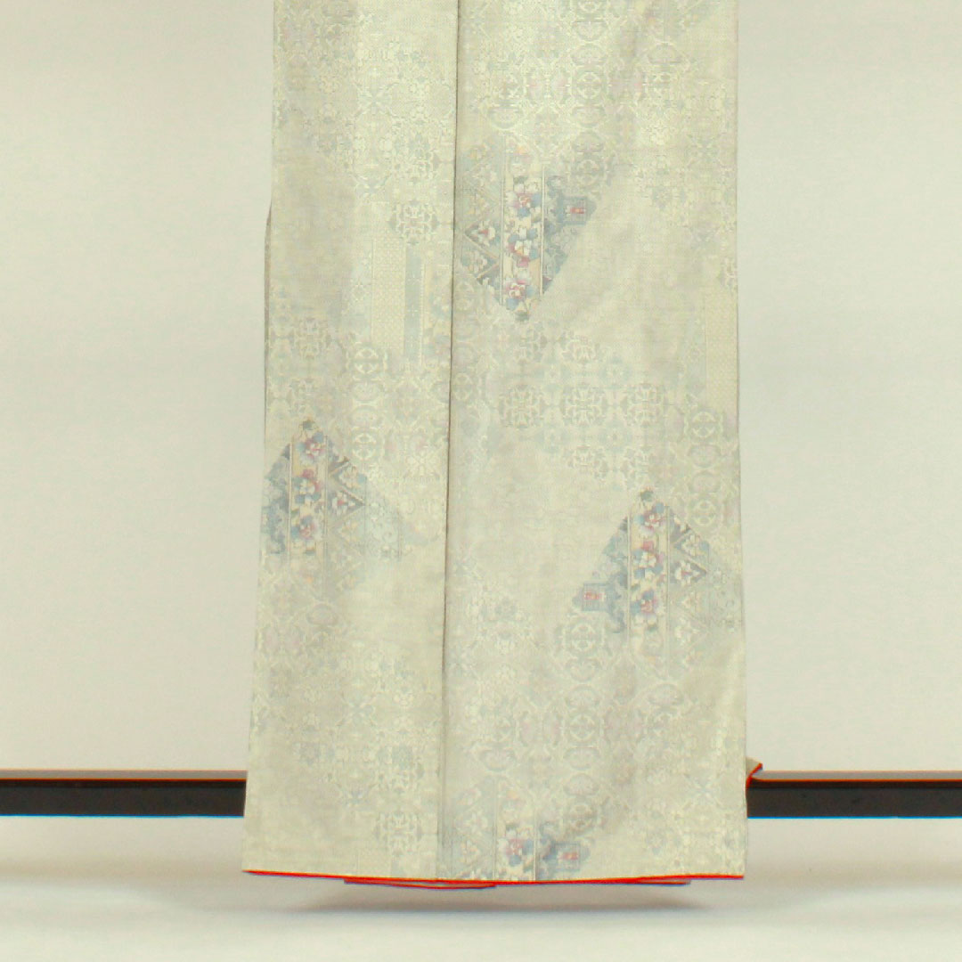 White Oshima Tsumugi, Length 163cm, Sleeve length 66cm, Floral chintz pattern, 7 marks, Pure silk, A rank, Lined, White, 1116000573311
