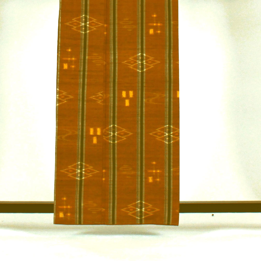 Tsumugi Length 162.5cm Sleeve length 62cm Ryukyu Kasuri Hand-woven Pure silk S rank Awase Brown 1116000912314
