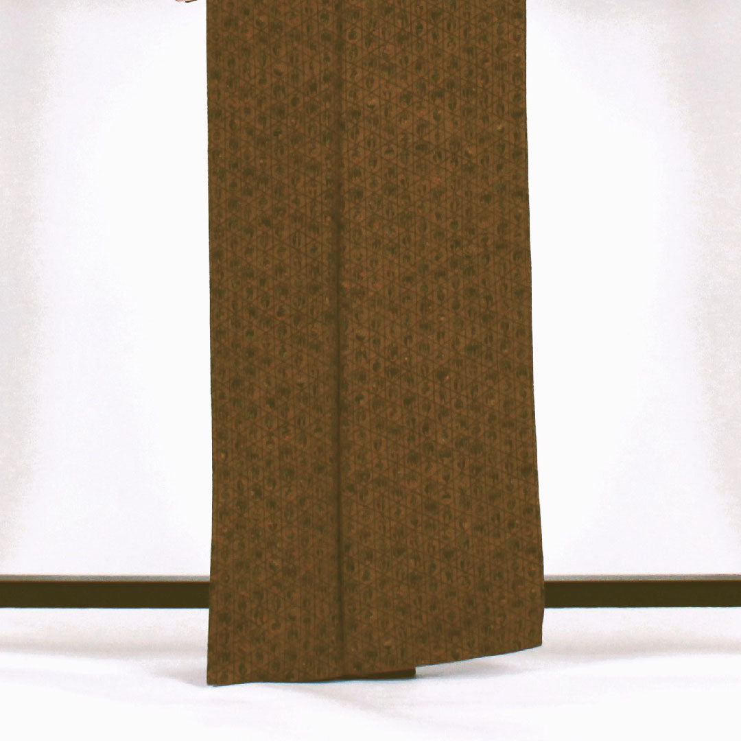 小紋 身丈162cm 裄丈63cm 袷 南部幸雄 籠目に野菜模様 正絹 Aランク 茶系 1115000603314