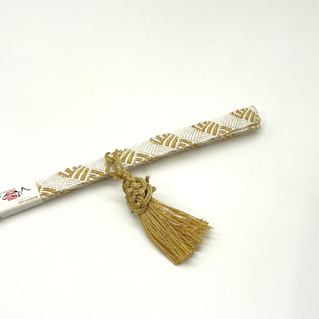 New old stock: Obi-jime and obi-age set, pure silk, B rank. White, milky white. For tomesode. Classic pattern. Length approx. 160cm, width approx. 1.6cm. Formal. White tones. 1141000444311