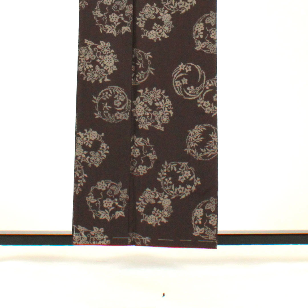 Oshima Tsumugi, Length 158.5cm, Sleeve length 63cm, Warp and weft ikat, Floral pattern, Pure silk, S rank, Awase, Brown, 1116001362314