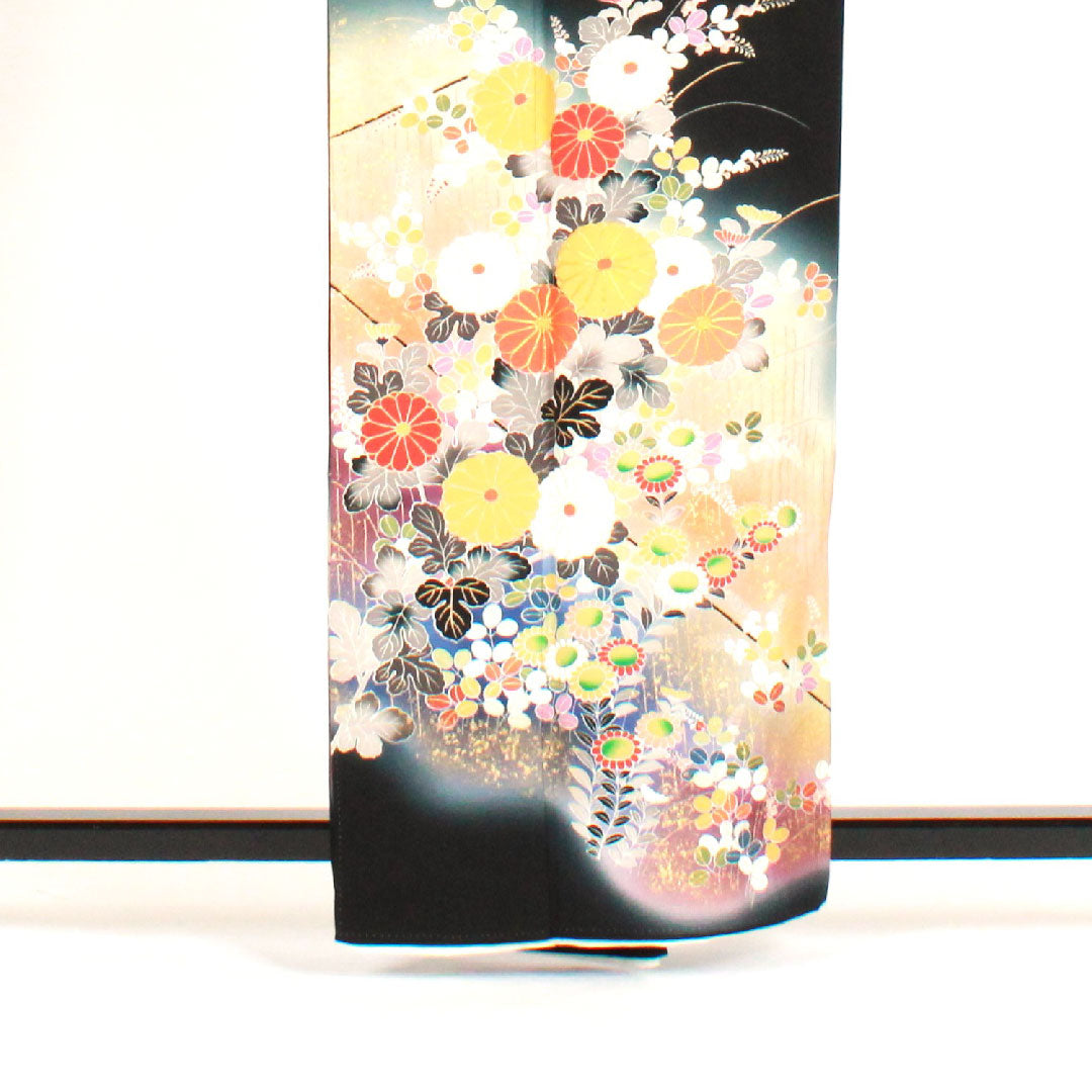 黒留袖 身丈161cm 裄丈66cm 袷 菊 萩 正絹 Sランク 五つ紋 黒系 1111000202410