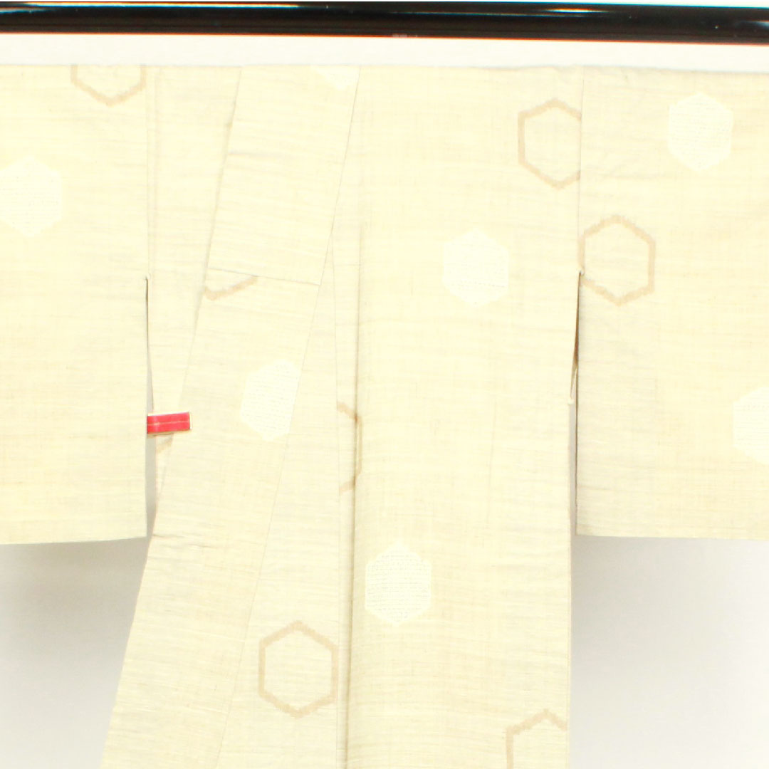 Tsumugi Length 161.5cm Sleeve length 63.5cm Colored tortoiseshell Pure silk S rank Single layer Cream 1116002452415