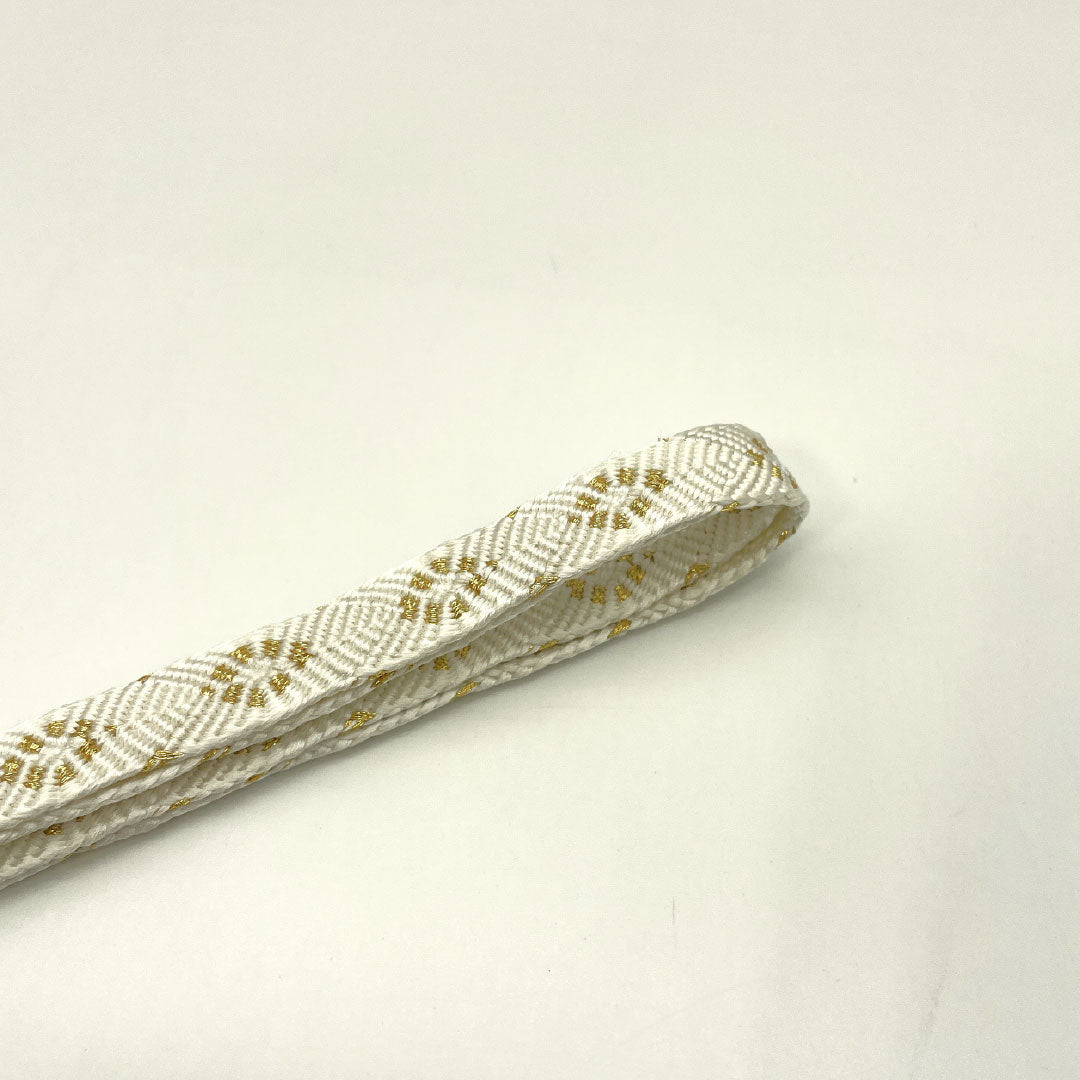 (新古品) 帯締め・帯揚げセット 正絹 NEWランク 乳白色(にゅうはくしょく) 留袖用 紅葉 古典柄 長さ約158cm 幅約1.5cm フォーマル 白系 1141000361311