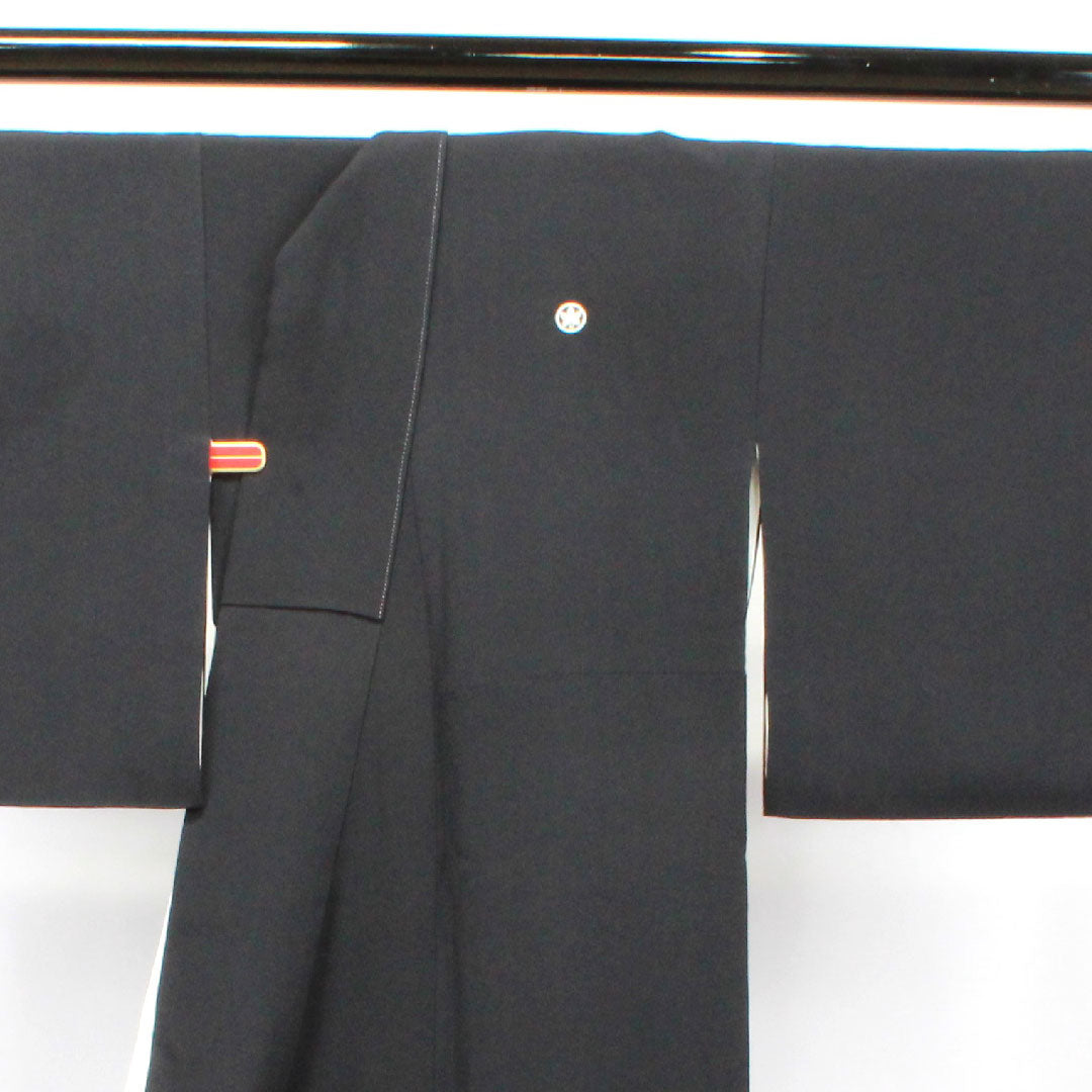 Black formal kimono, length 150cm, sleeve length 63.5cm, lined, Kiriya Suizan Kobo, Tsujigahana, circle with iris, pure silk, S rank, five crests, black, 1111001122110