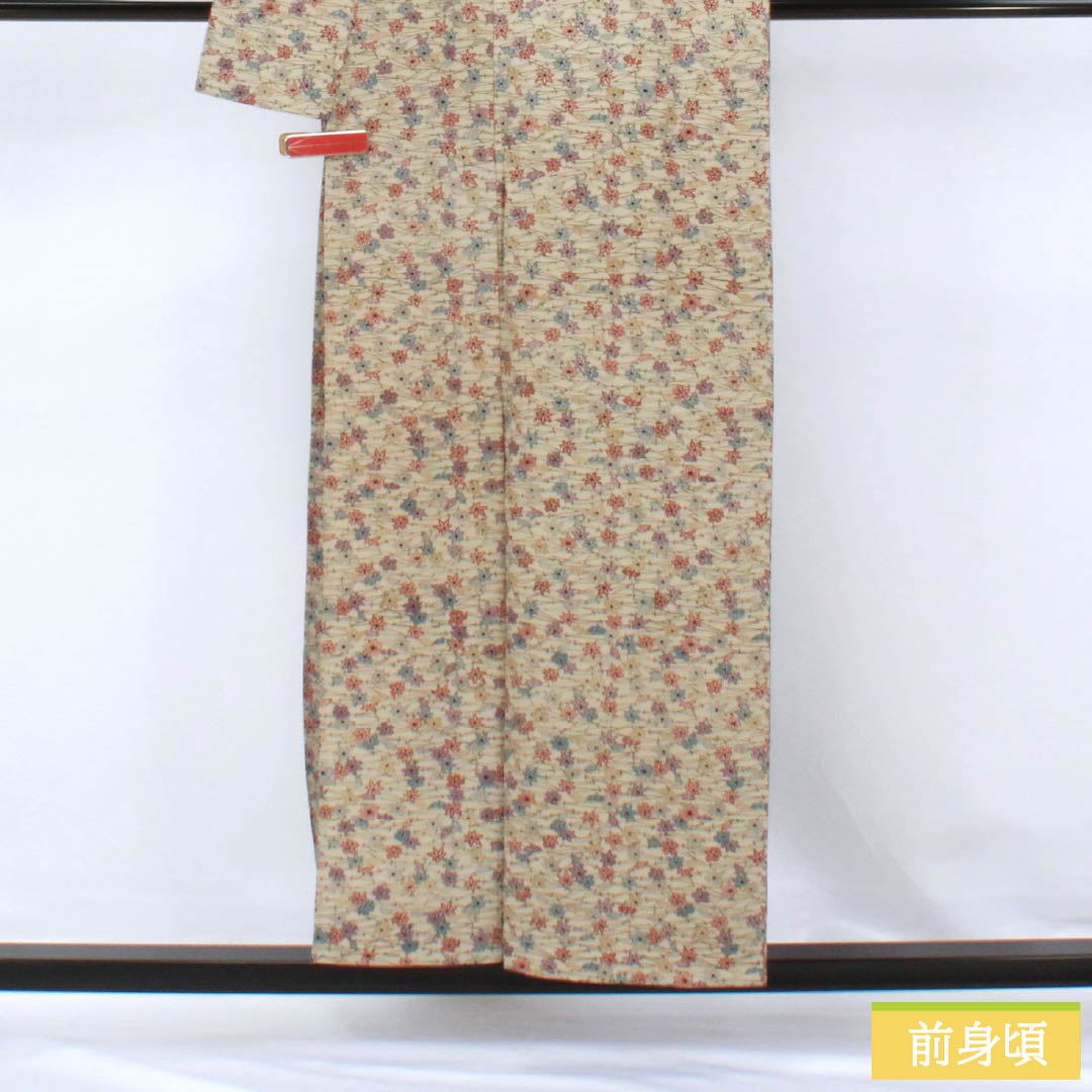 小紋 正絹 Sランク 身丈156.5cm 裄丈63cm 単衣 亜麻色(あまいろ) 作家物 香雲作 松葉 小花 ベージュ系 1115007192325