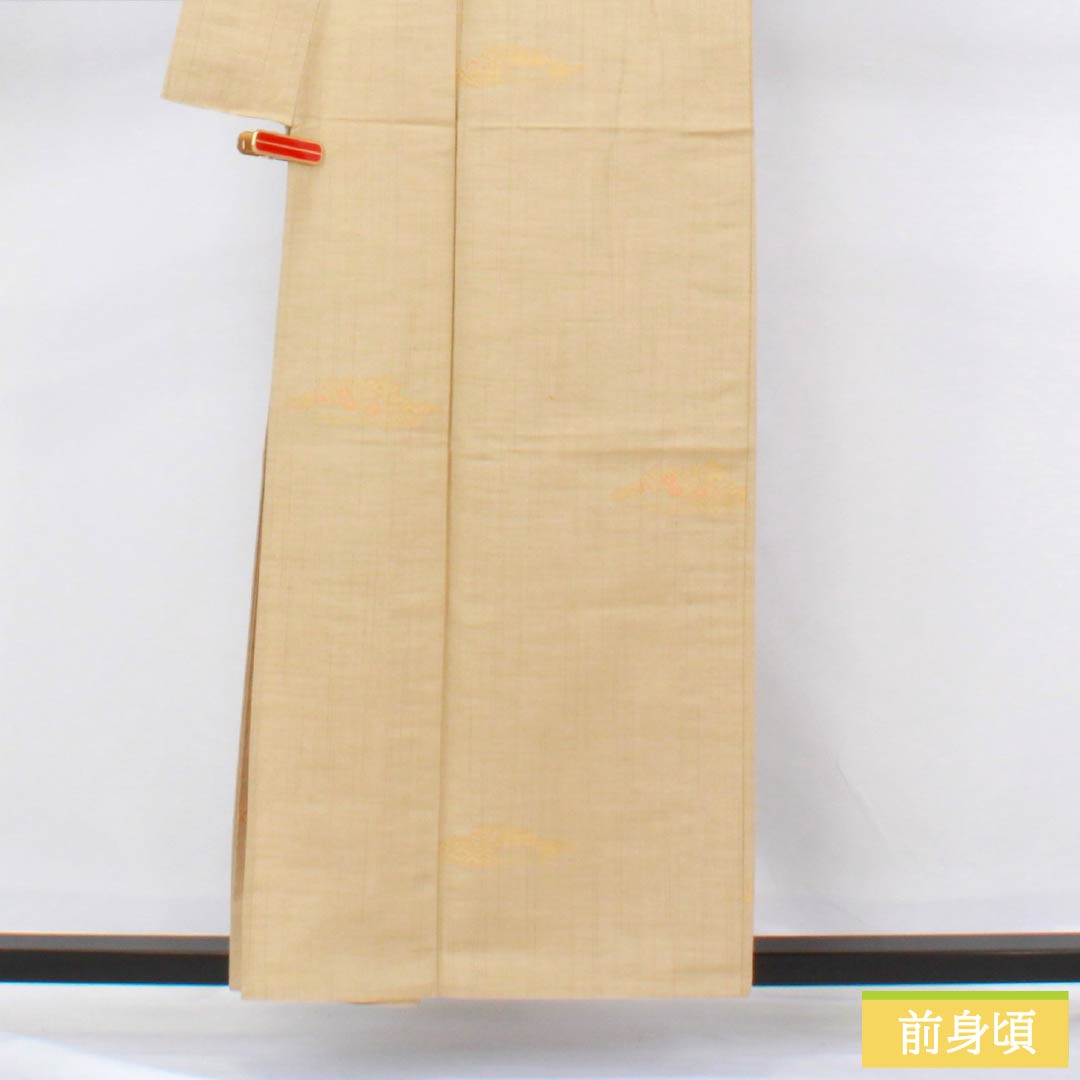 Pure silk tsumugi (pongee) kimono, Grade A, length 158cm, sleeve length 63cm, Kare-no-iro (dry field color), stripes, cloud patterns, classic pattern, single layer, beige, product number 1116004273325