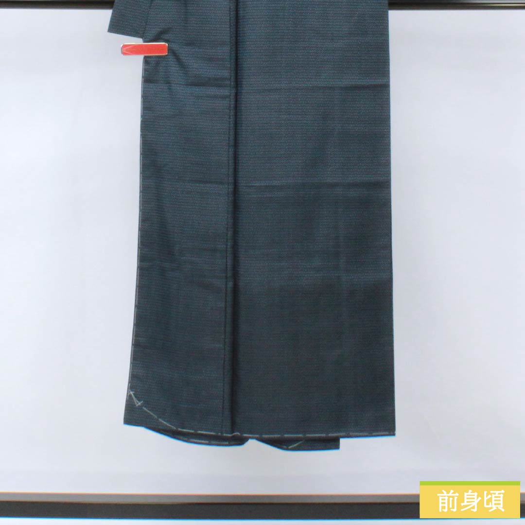 男物 正絹 Sランク 身丈141.5cm 裄丈67cm 濃紺色(のうこんいろ) 大島紬 100亀甲 アンサンブル 袷 紺系 1119001342418