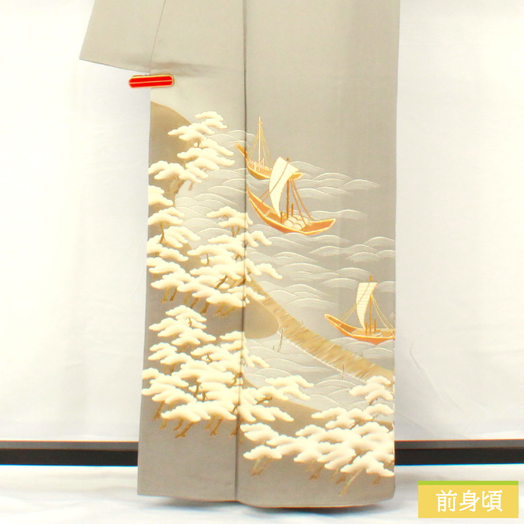 Colored Tomesode, pure silk, length 161cm, sleeve length 63cm, lined, light gray, Kyoto Yuzen, wave, sailboat, one crest, five-three paulownia, Queen pearl finish, A rank, gray, 1111001433422