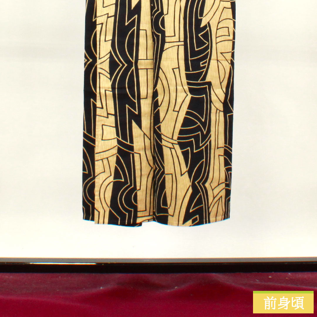 浴衣 木綿 身丈142cm 裄丈67.5cm Sランク 単衣 ベージュ系 東京白茶色(とうきょうしらちゃいろ) 男物 幾何学模様 山本寛斎 1118004912425