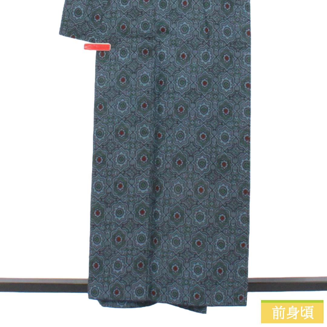 紬 正絹 Sランク 身丈158.5cm 裄丈64.5cm 朧花色(おぼろばないろ) 村山大島 幾何学模様 袷 紺系 1116005212318