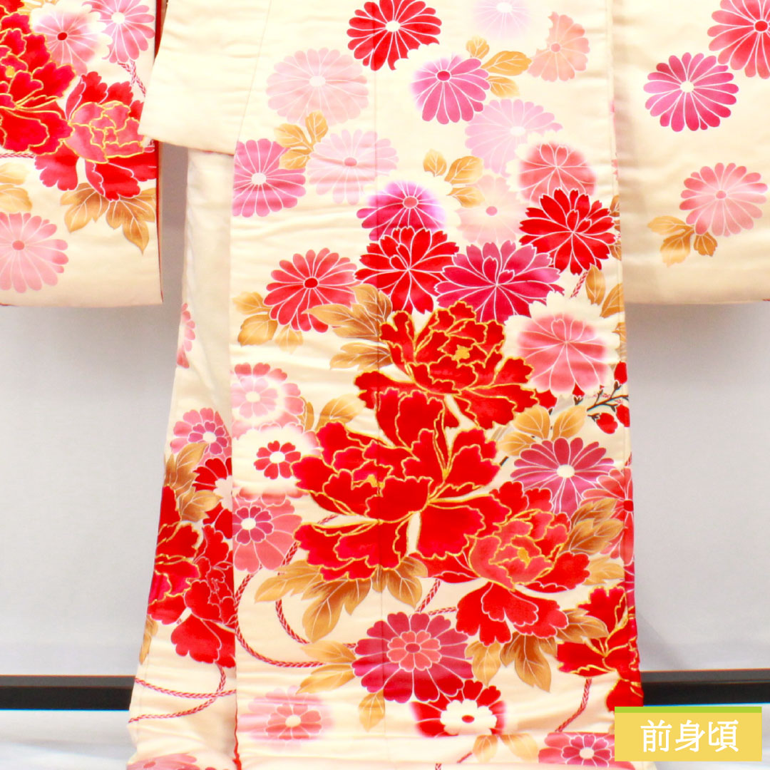 Iro-uchikake (colored kimono) made of pure silk, grade A, length 195cm, sleeve length 67.5cm, featuring a torii gate, chrysanthemums, and cherry blossoms, lined, cream-colored, product number 1110001013915