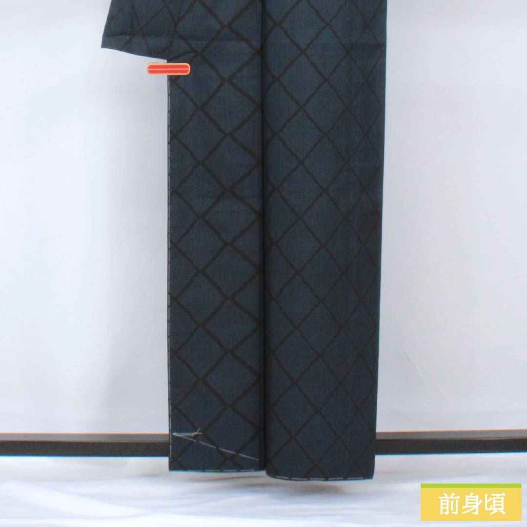 Silk Tsumugi (Japanese kimono), Length 160.5cm, Sleeve Length 62.5cm, Korean Indigo Blue, Oshima Tsumugi, 7 Marks, Ichigen Kasuri, A-Rank, Lined, Navy Blue, Product Number: 1116003793418