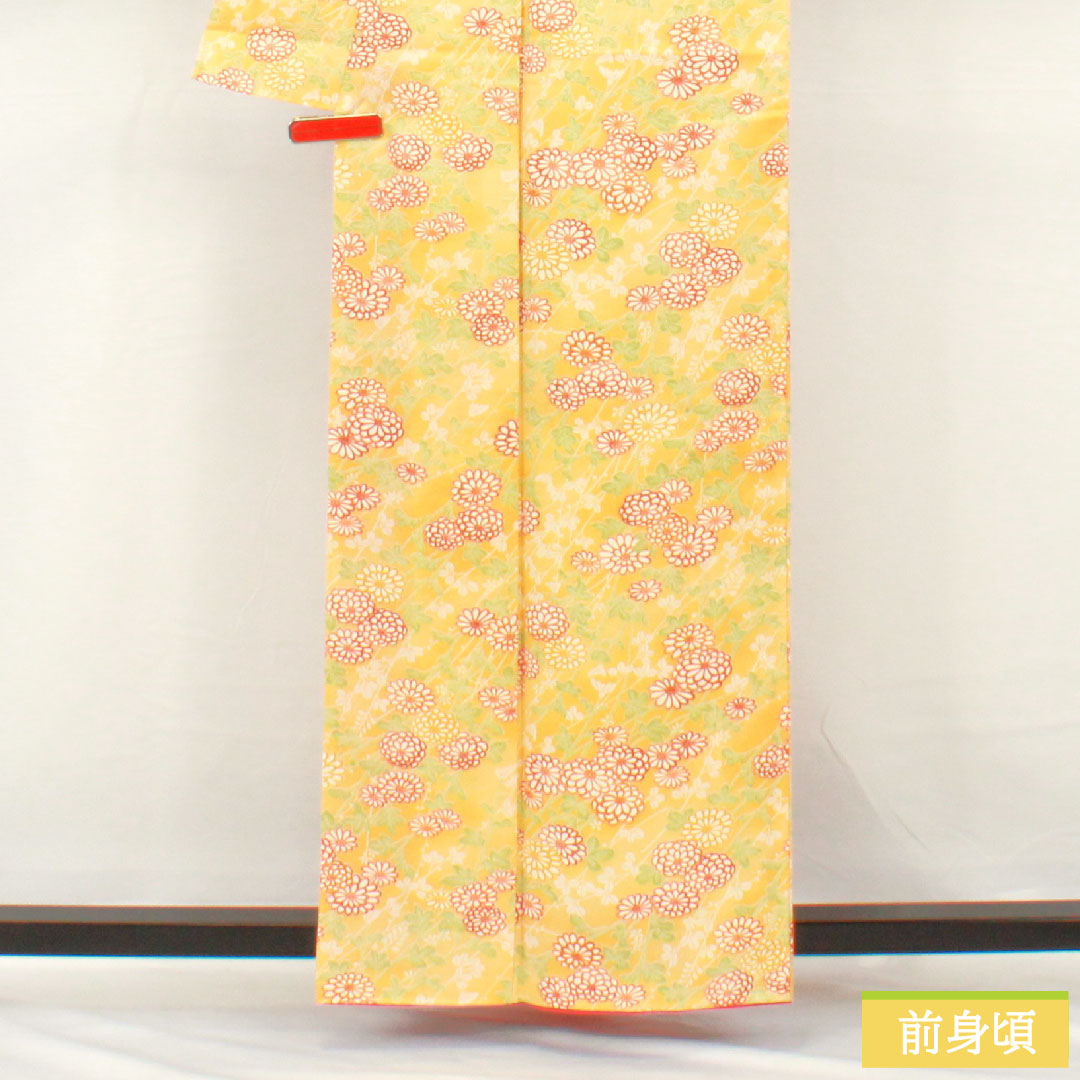 小紋 ポリエステル 身丈159cm 裄丈62cm 袷 支子色(くちなしいろ) 洗える着物 菊 Sランク 黄系 1115004552323