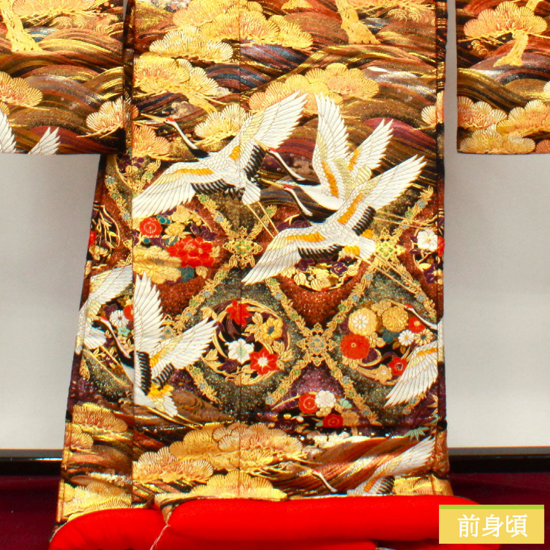 Colored uchikake, pure silk, length 190cm, sleeve length 65cm, Karaori, pine and crane, S rank, lined, black, 1110000722910