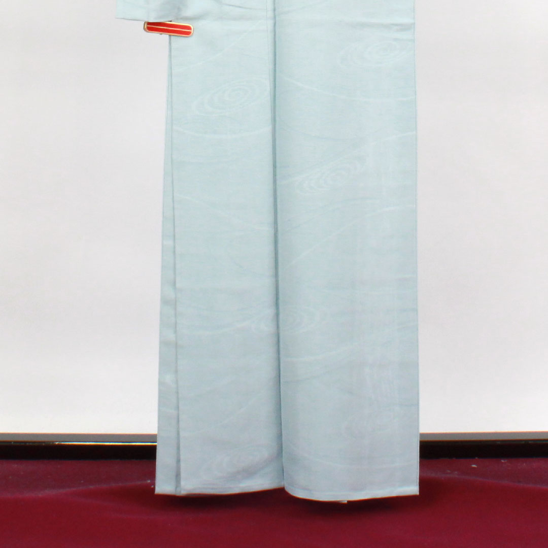 Summer pure silk plain color Length 162.5cm Sleeve length 63cm Kinuta celadon color Plum blossom Basting thread included Flowing water Silk A rank Light blue 1132000493424