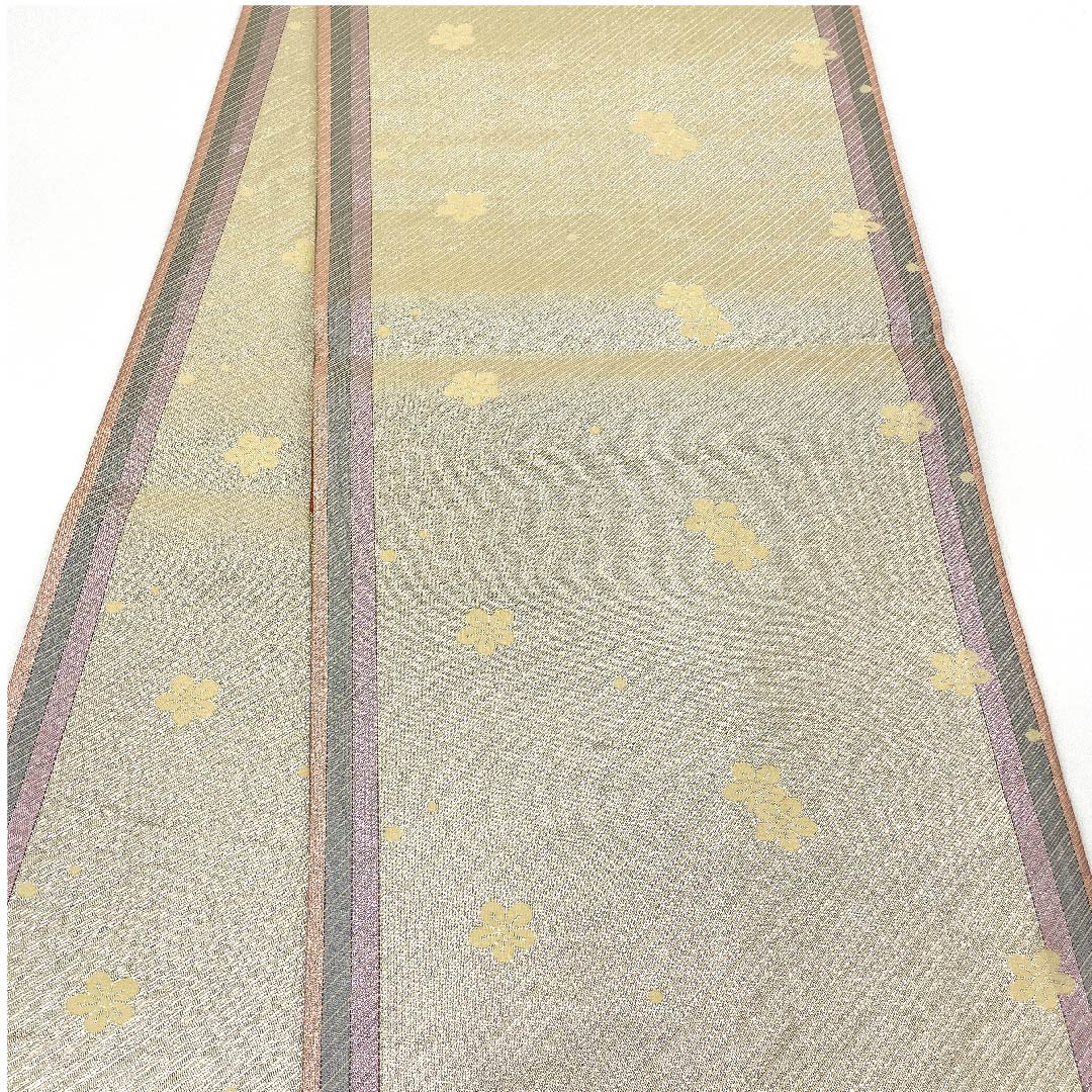 Fukuro Obi (Fukuro obi) in Wakaba-iro (young leaf color) with plum and lame, for long-sleeved kimono, obi length 440cm, pure silk, A rank, six-pass, formal, green, 1123003213319