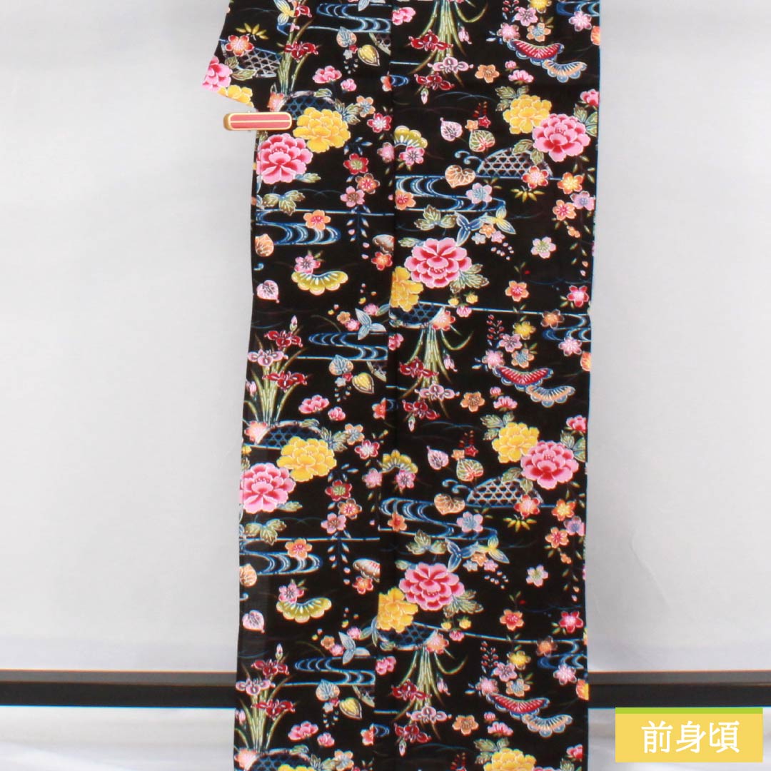 (新品未使用品)浴衣 木綿 身丈167cm 裄丈67cm NEWランク 単衣 黒系 型染 花 松 流水 1118006791510