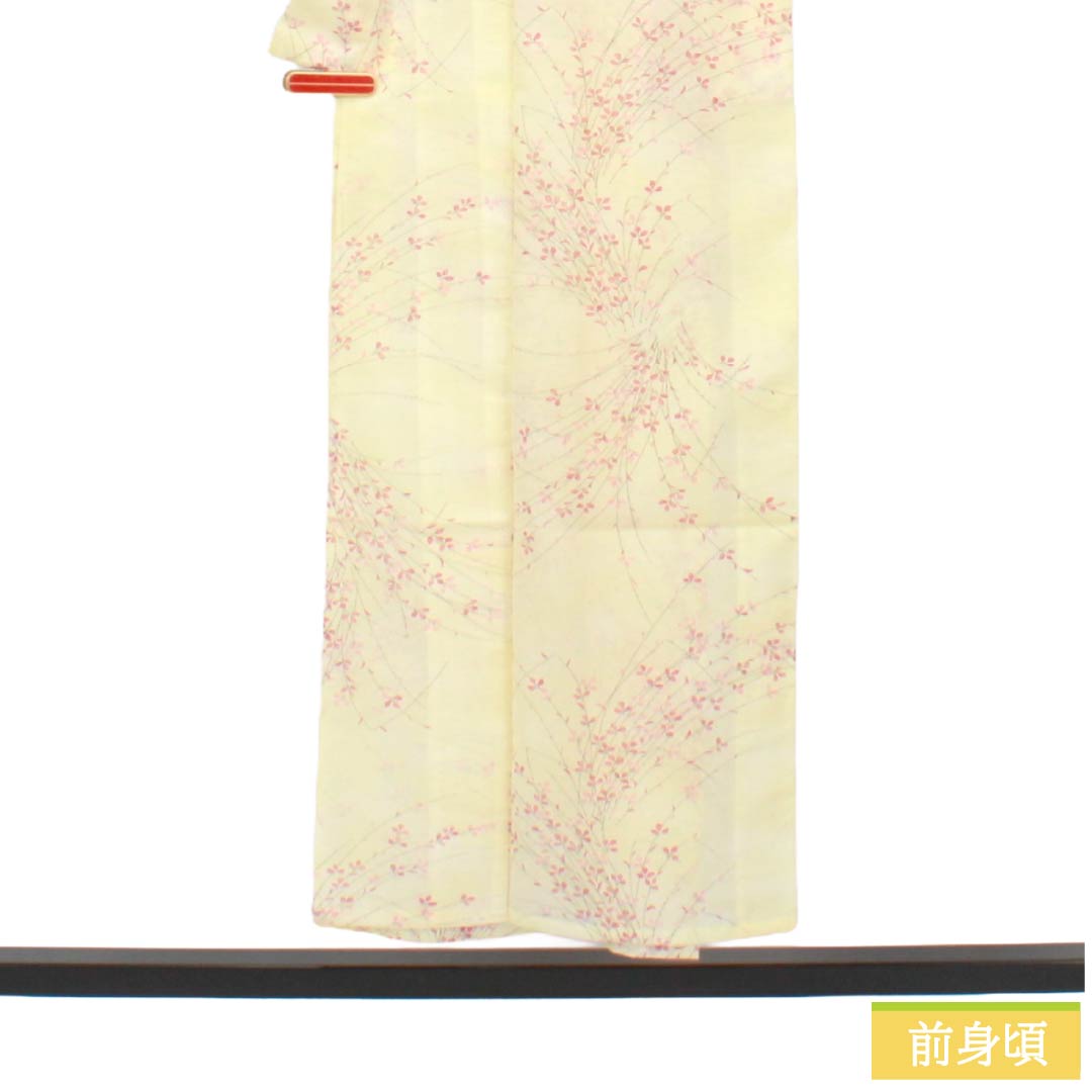 夏物 ポリエステル 小紋 Sランク 身丈151.5cm 裄丈66.5cm 白百合色(しらゆりいろ) 草花模様 居敷当て付き 絽 黄系 1132004492223