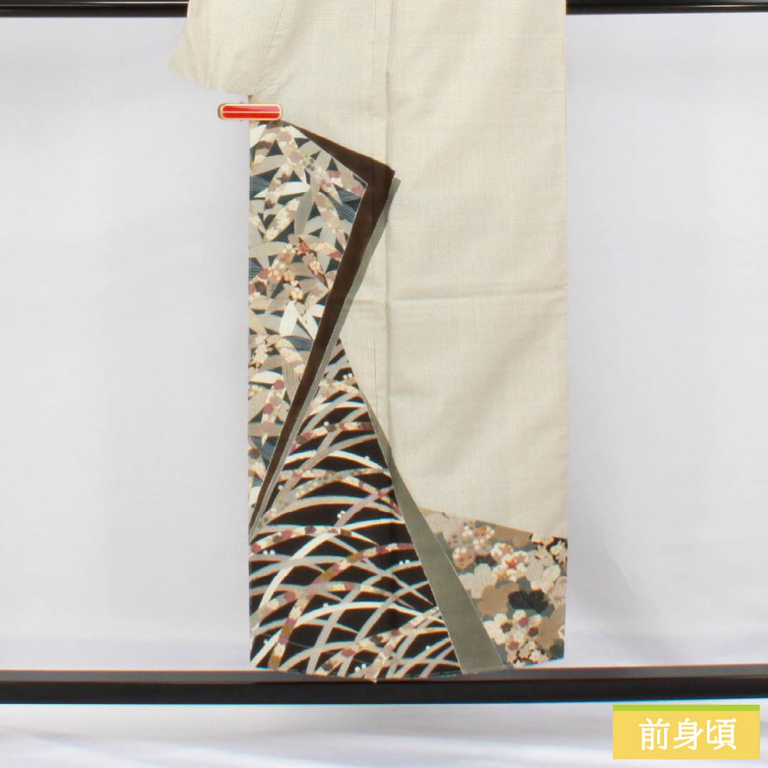 Visiting Kimono, Pure Silk, A-Rank, Lined, Length 152cm, Sleeve Length 62cm, Off-White (Kinari-Iro), White Oshima Silk, 100 Tortoise Shell Pattern, Stitched Crest, Round with Different Hawk Feathers, Classic Pattern, White, Product Number: 1112006173211