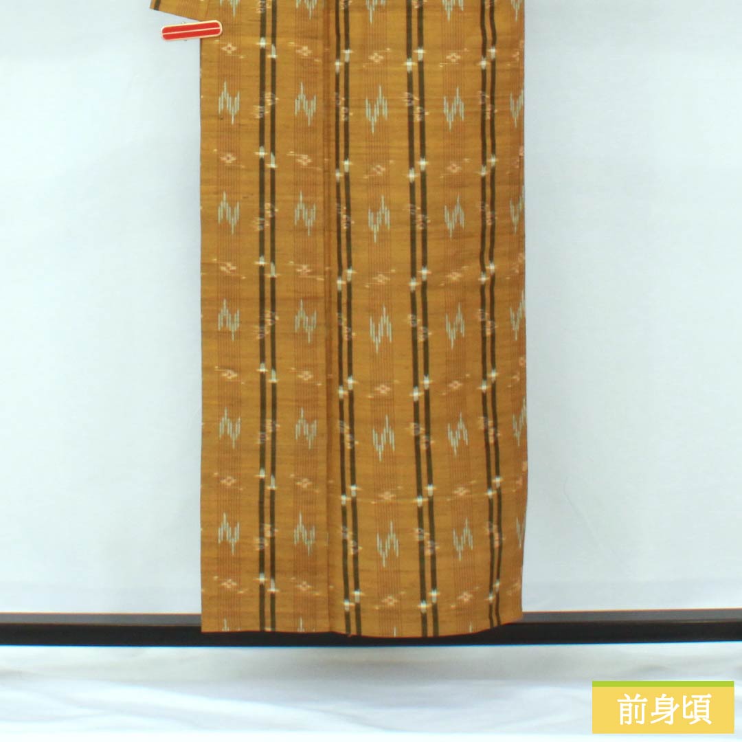 紬 正絹 Sランク 身丈154cm 裄丈62.5cm 黄茶色(きちゃいろ) 絣 単衣 茶系 1116004022214