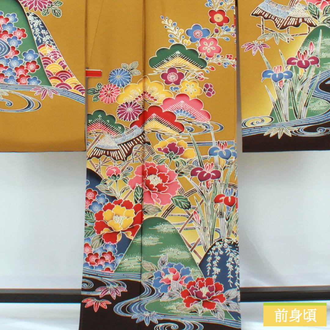 Furisode (long-sleeved kimono) made of pure silk, S-rank, length 166cm, sleeve length 67cm, lined, magnolia-colored, Kyoto Bingata (Kyoto Bingata) pattern with auspicious motifs of pine, iris, and orange tones, product number 1113002302526