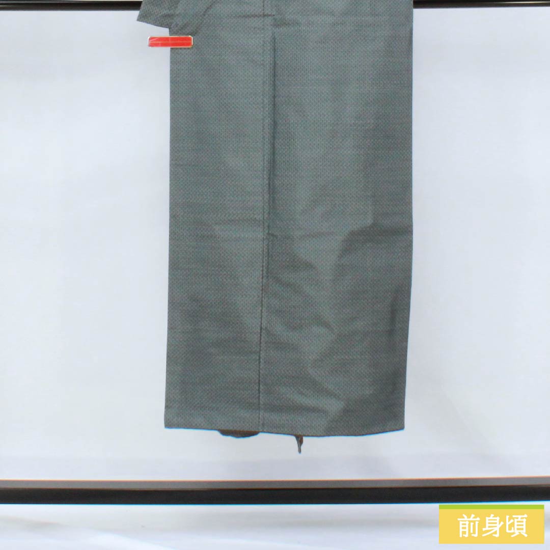男物 正絹 Sランク 身丈142.5cm 裄丈65.5cm 黒橡色(くろつるばみいろ) 縞 絣 大島紬 袷 緑系 1119001172419