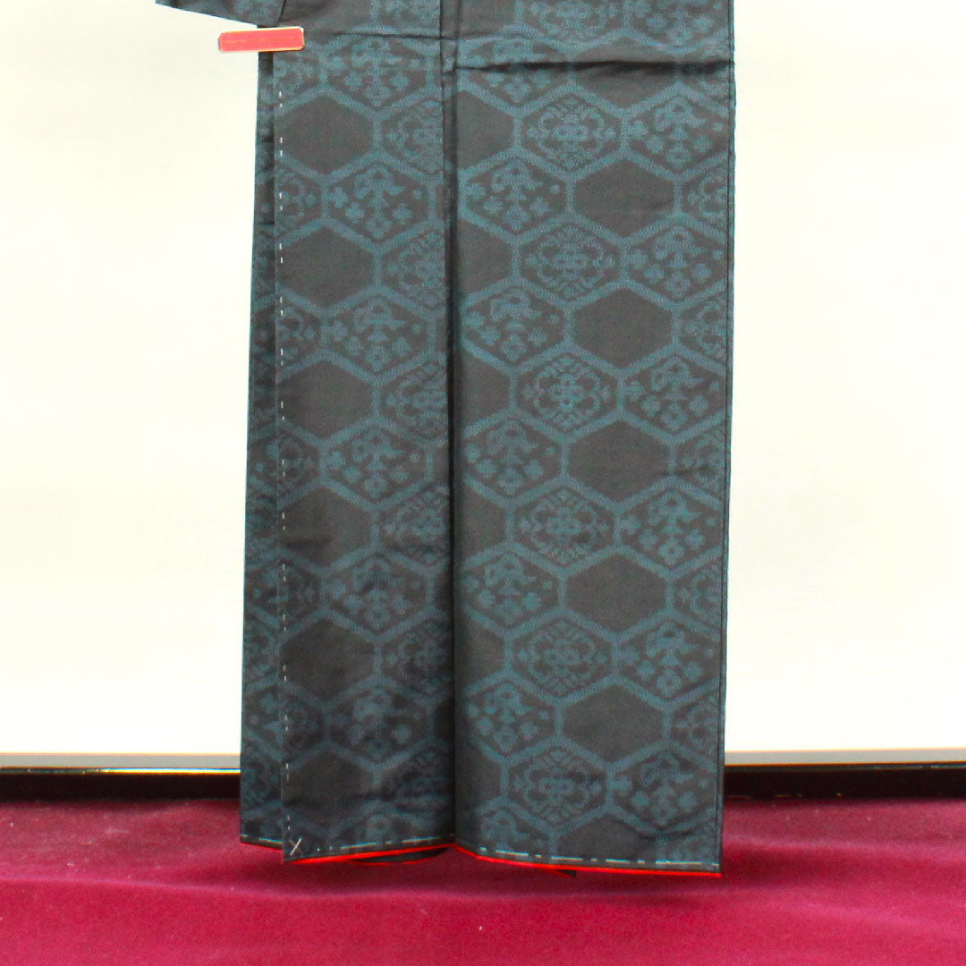 Oshima Tsumugi, Length 160cm, Sleeve length 65.5cm, Dark navy, Weft kasuri, Tortoiseshell, Pure silk, A rank, Lined, Navy, 1116002613418