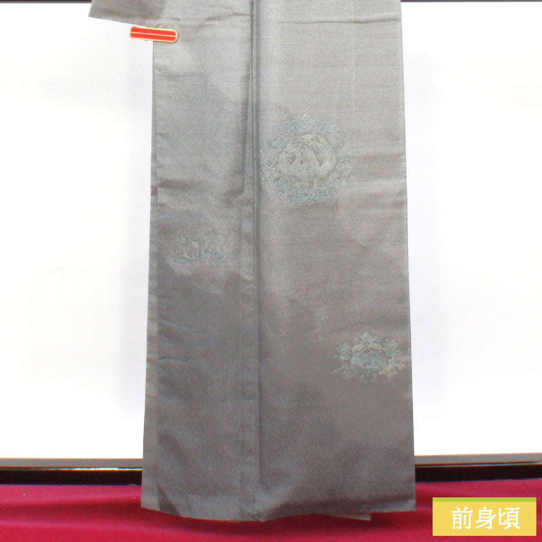 訪問着 正絹 袷 身丈162.5cm 裄丈66.5cm 錫色(すずいろ) 大島紬地 刺繍 抽象模様 Sランク グレー系 1112004582422