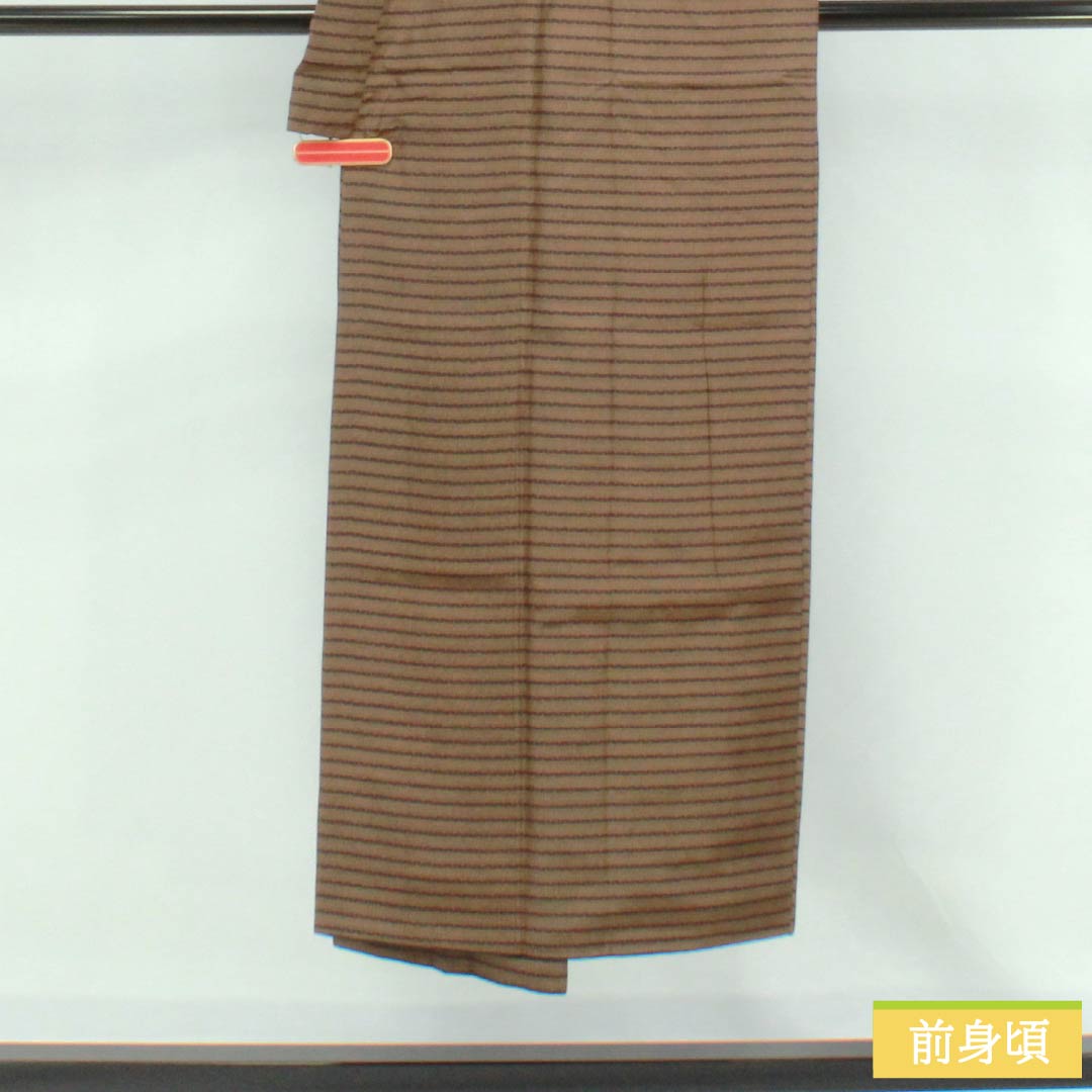 男物 正絹 Sランク 身丈145cm 裄丈63.5cm 土色(つちいろ) 幾何学模様 袷 茶系 1119000952414