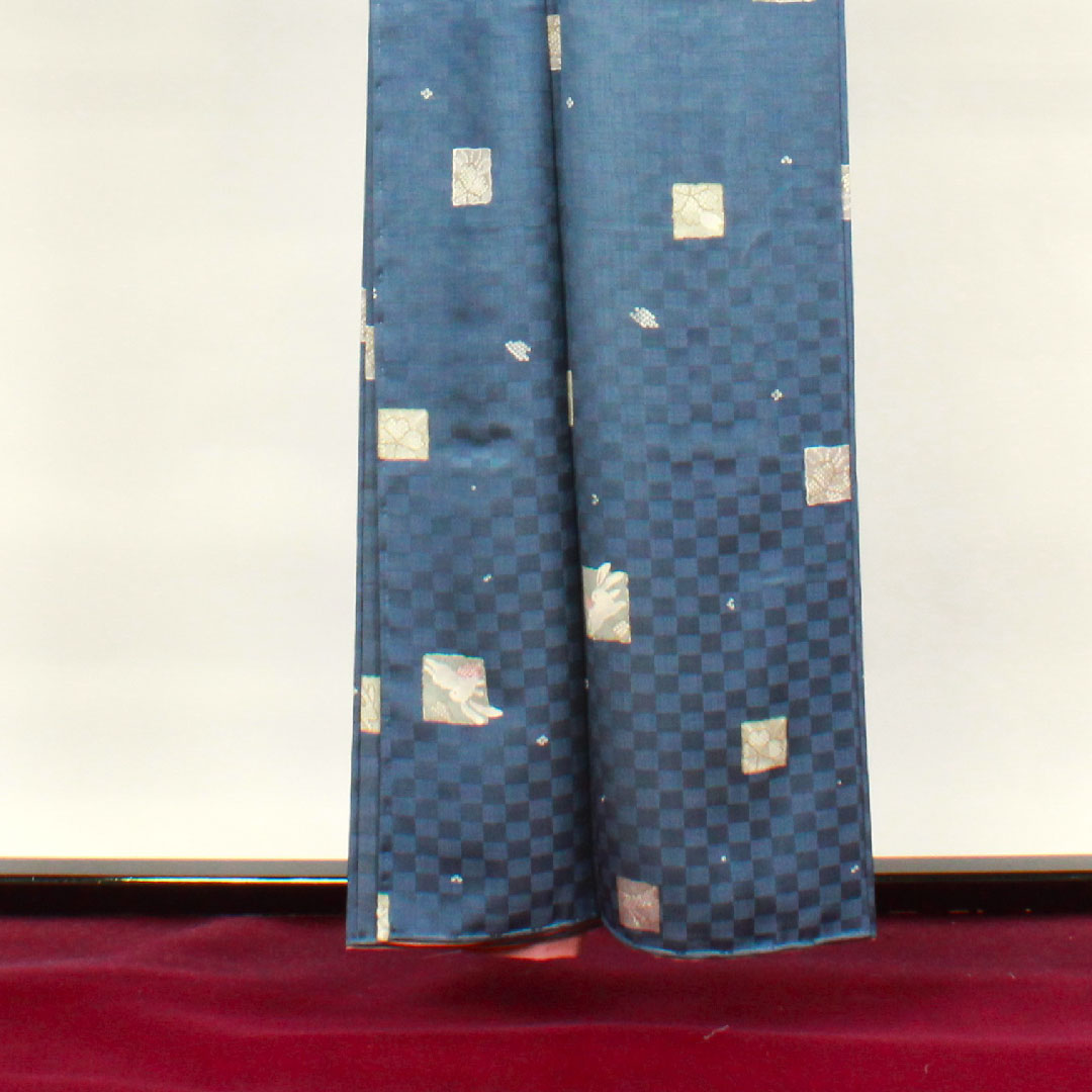 小紋 身丈158.5cm 裄丈62.5cm 袷 裏色 洗える着物 市松 うさぎ 桜 ポリ Sランク 青系 1115003232317