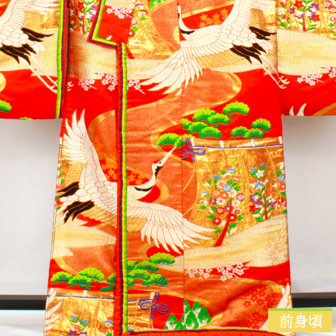 Iro-uchikake (colored kimono) made of pure silk, grade A, length 185cm, sleeve length 67cm, Karaori (Chinese weave) design with crane and folding screen motifs, pine tree motif, lined, vermilion, product number 1110001043916