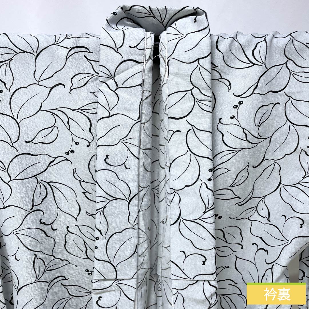 Small-patterned polyester kimono, S-rank, length 162cm, sleeve length 65cm, single-layer, fish-belly white (gyo tohakuiro) pattern, floral pattern, washable, gray, 1115006932422