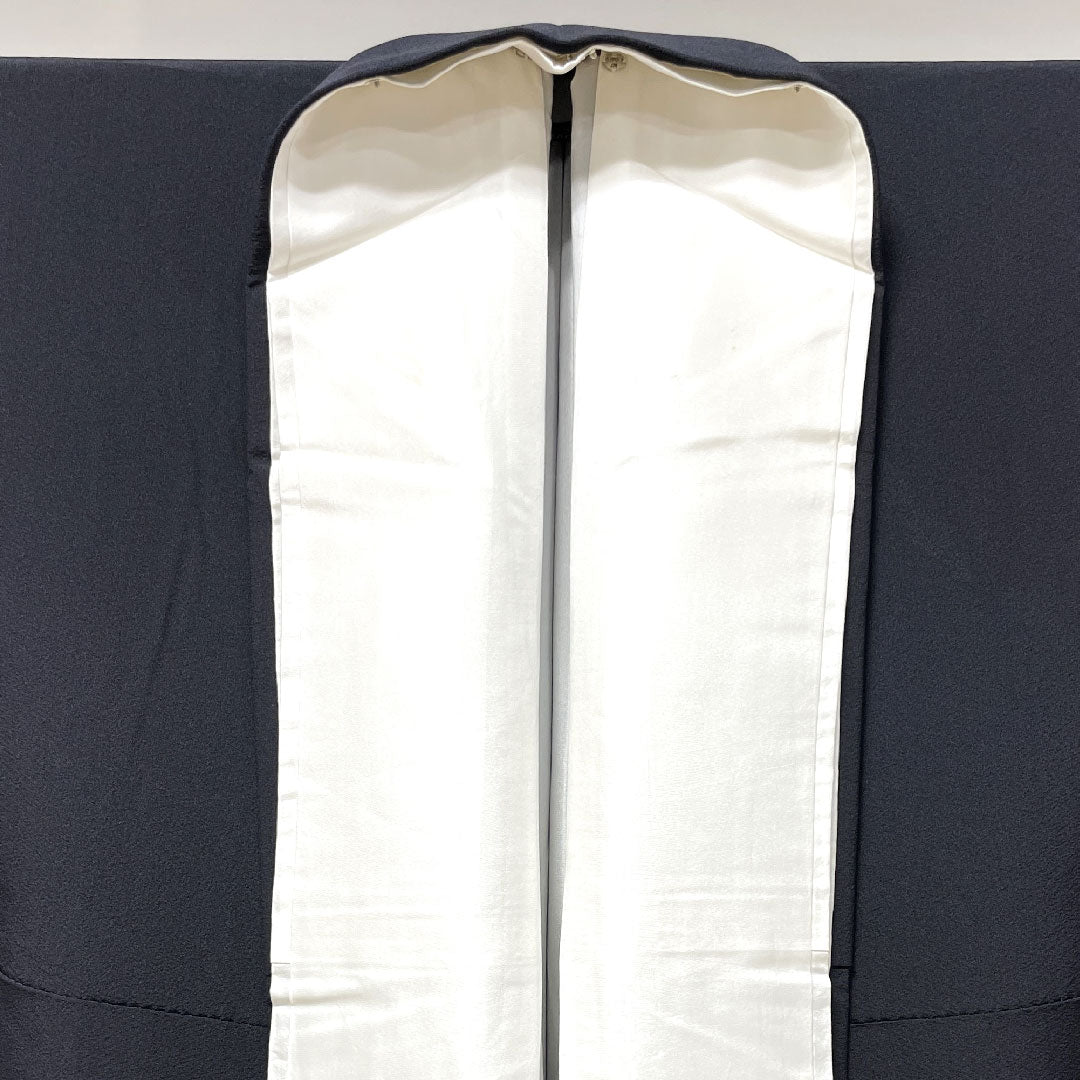 Black formal kimono, length 150cm, sleeve length 63.5cm, lined, Kiriya Suizan Kobo, Tsujigahana, circle with iris, pure silk, S rank, five crests, black, 1111001122110