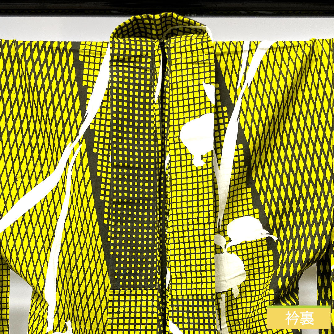 Yukata Cotton Length 160cm Sleeve length 67cm S rank Single layer Yellowish-colored Hiwairo Iris Geometric pattern 1118004792423