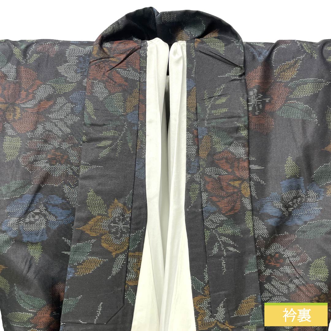 Tsumugi Silk S Rank Length 167cm (65.7in) Sleeve-to-sleeve 65.5cm (25.8in) Oshima Tsumugi Horizontal-weft Kasuri Floral Pattern With basting threads Lined Black 1116005262510