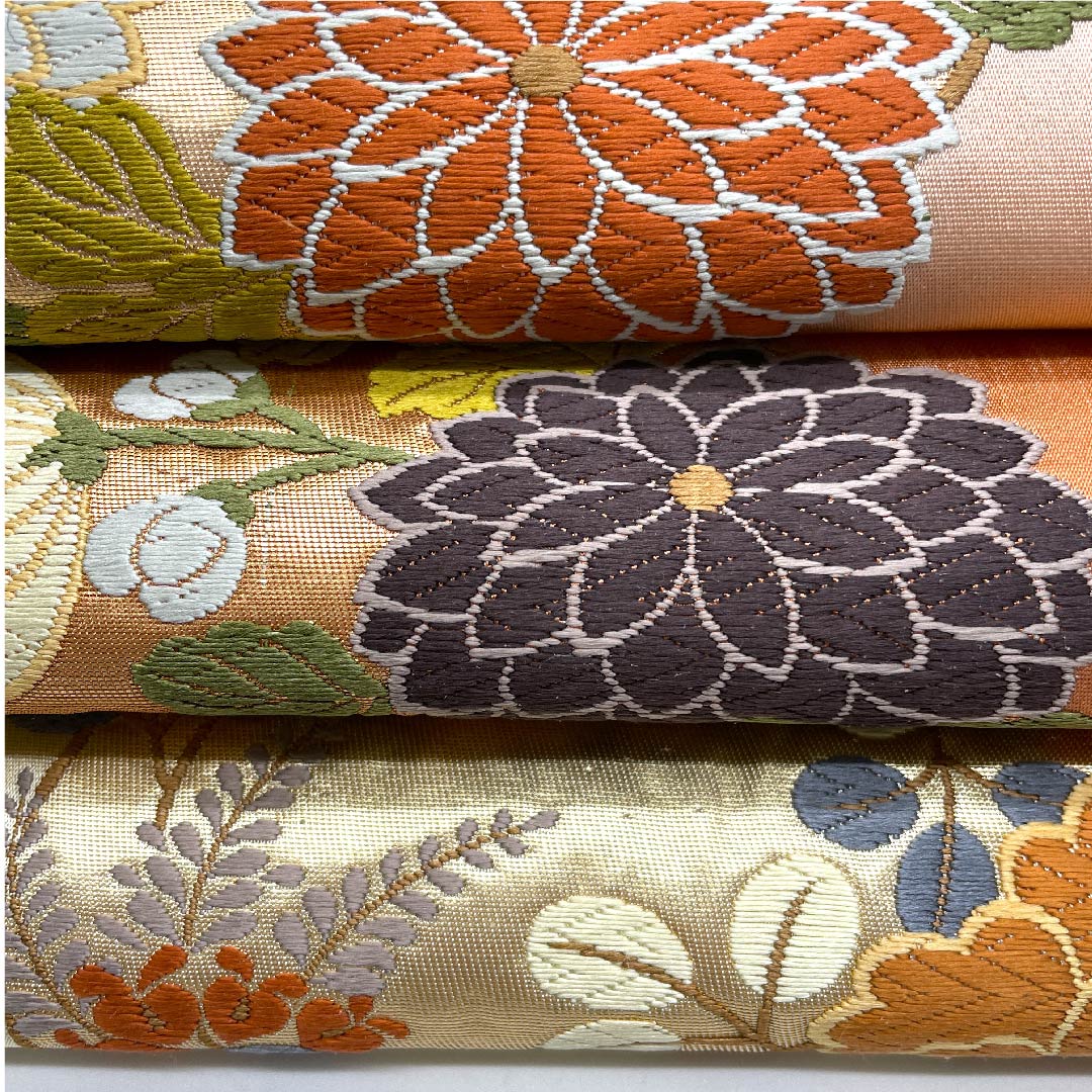 袋帯 珊瑚色(さんごいろ) 横段 花紋 菊 帯丈414cm 正絹 Sランク 六通 フォーマル グラデーション系 1123007642399