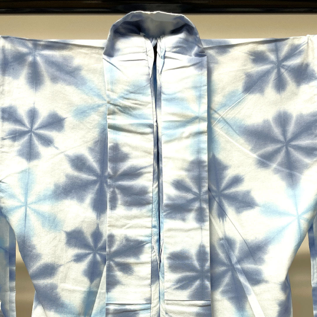 (New, unused item) Yukata, Yukihana Shibori, with basting thread, unused item, abstract pattern, board-tied shibori, cotton, new rank, single layer, length 162cm, sleeve length 65cm, blue, 1118003921417