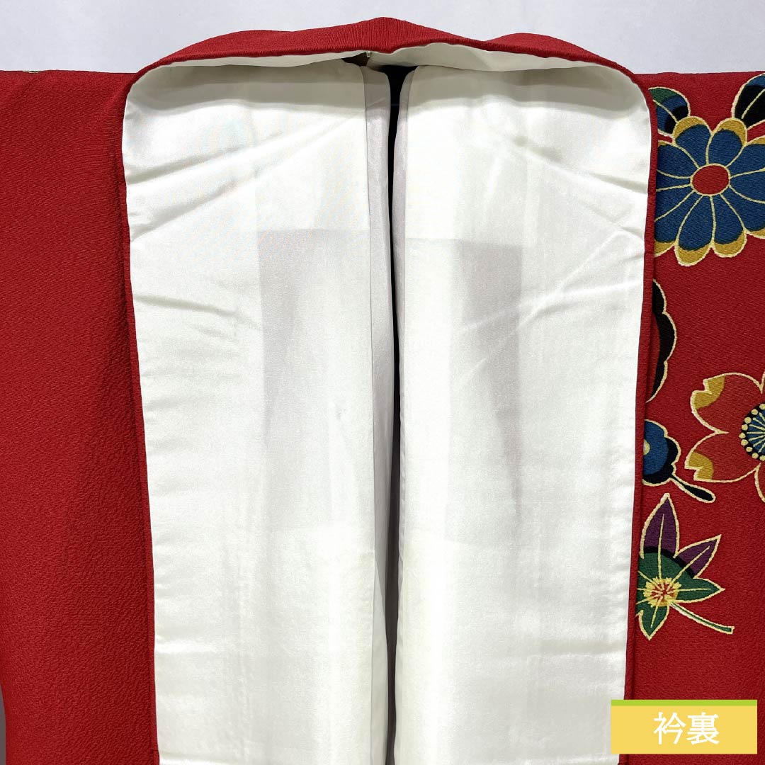Kimono (Furisode) - Silk - S Rank - Length: 167cm, Sleeve-to-sleeve: 68cm - Lined - Pomegranate Red - Kyo-Bingata - Auspicious Patterns - Butterflies, Cherry Blossoms, Chrysanthemums - Red Tones - 1113002772512