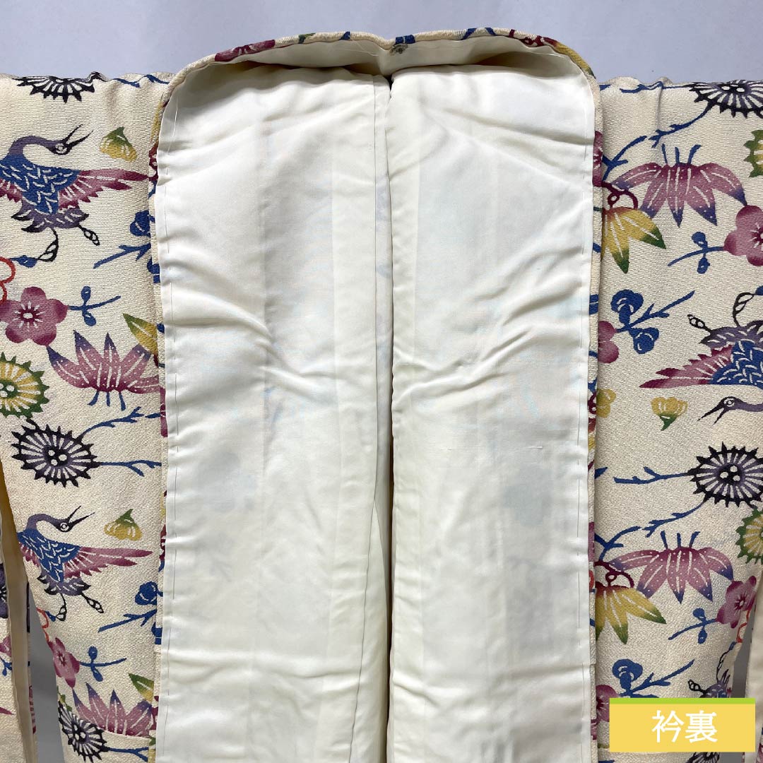 小紋 正絹 Aランク 身丈159.5cm 裄丈66.5cm 袷 薄卵色(うすたまごいろ) 京紅型 鶴 松竹梅 クリーム系 1115006903315