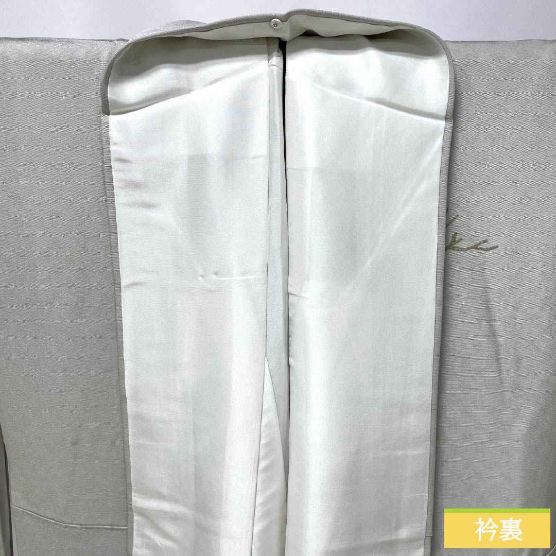 Visiting Kimono, Pure Silk, S Rank, Lined, Length 158.5cm, Sleeve Length 65cm, White Gray (Shironezui), Saga Nishiki, Decorative Nishiki, Toshio Kojima, Matsuba (Pine Needle) Design, Tsukesage, Gray, Item Number 1112006452322