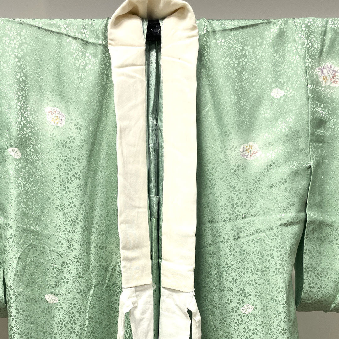 Nagajuban (long undergarment) made of pure silk, length 128cm, sleeve length 66cm, single layer, light green, chrysanthemum, A rank, green 1129000483219