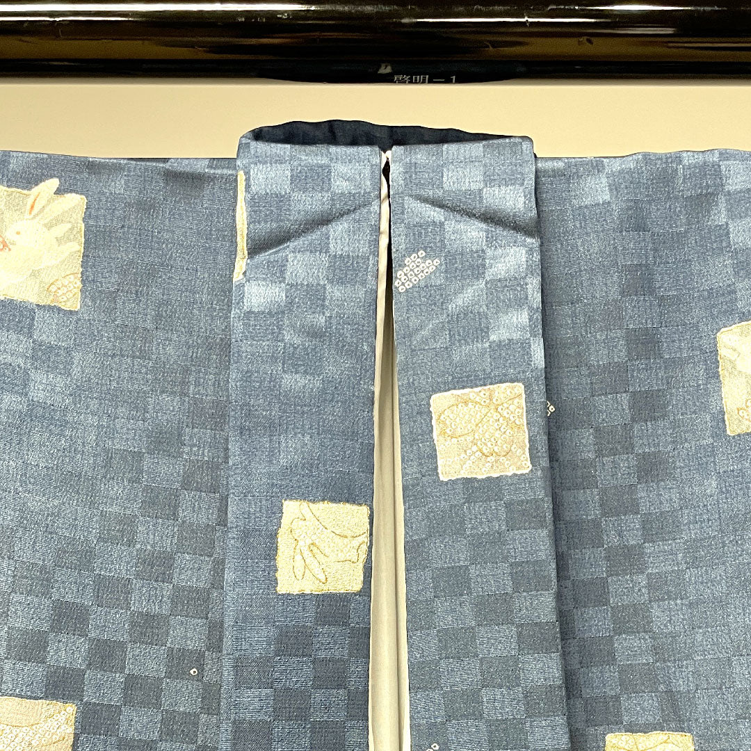 小紋 身丈158.5cm 裄丈62.5cm 袷 裏色 洗える着物 市松 うさぎ 桜 ポリ Sランク 青系 1115003232317