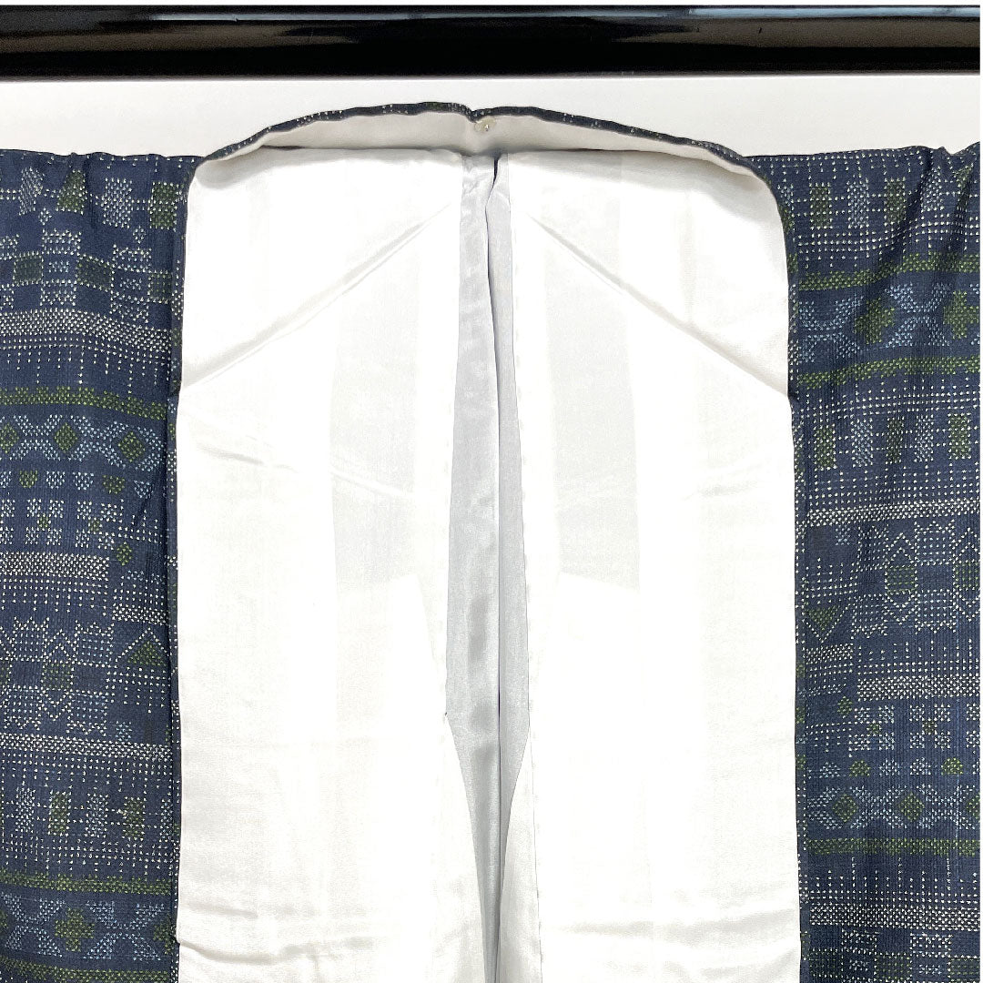 Tsumugi, Length 153cm, Sleeve length 63.5cm, Navy blue, Geometric pattern, Pure silk, S rank, Lined, Navy blue, 1116001942218
