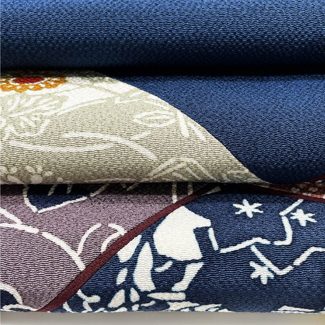 袋帯 紺鉄色(こんてついろ) 栗山工房 切りばめ風 花柄 葡萄 帯丈459cm 正絹 Sランク 六通 カジュアル 青系 1123009492417
