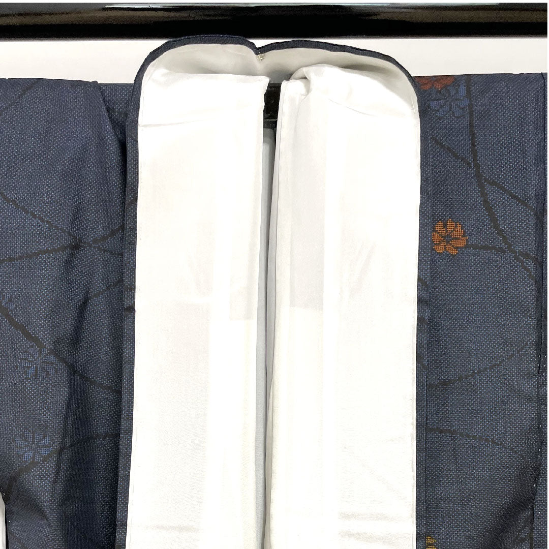 大島紬 身丈159.5cm 裄丈62.5cm 経緯絣 花模様 正絹 Sランク 袷 紺系 1116001812318