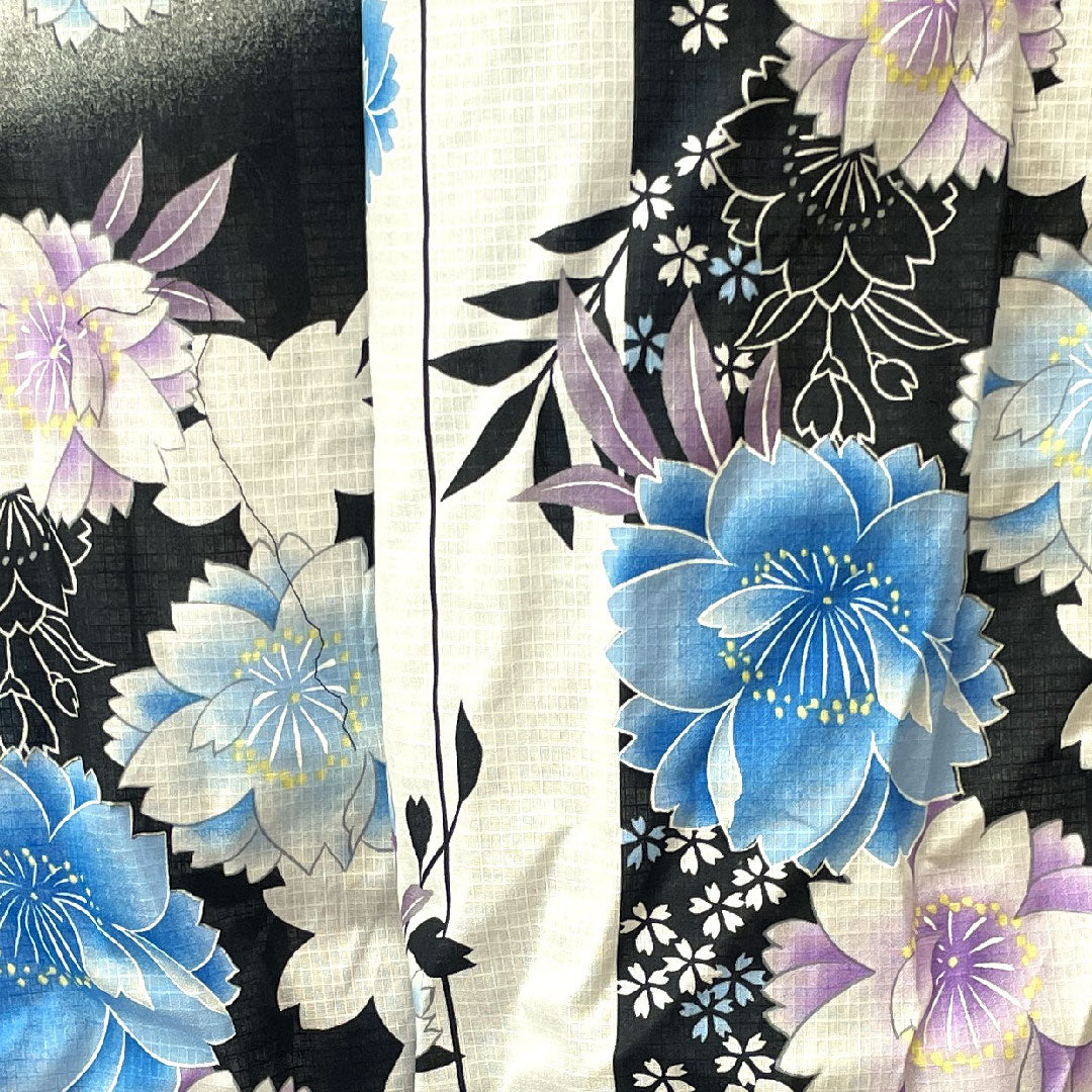 浴衣 モノトーン 桜 市松 木綿 Aランク 単衣 身丈163cm 裄丈65.5cm 白系 1118001633411