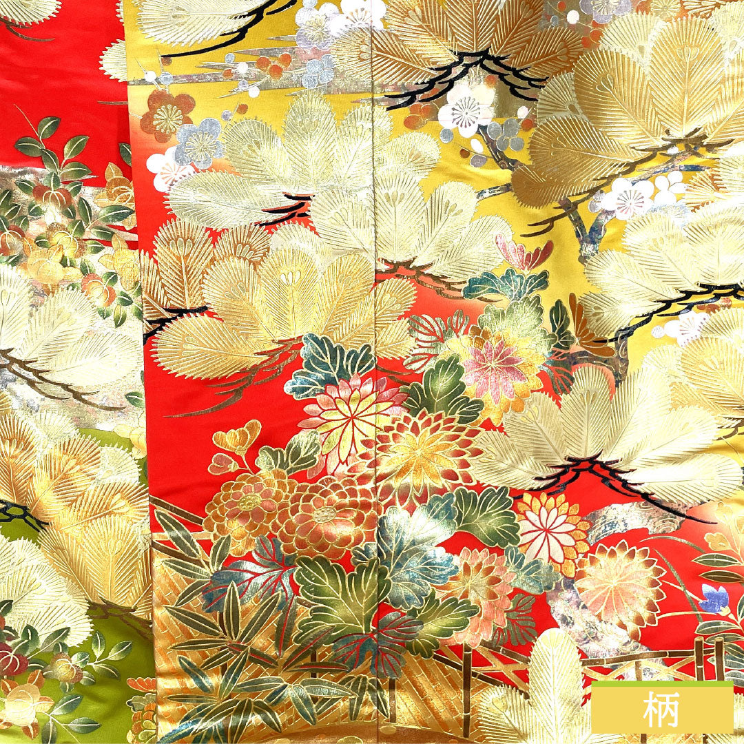 Iro-uchikake (colored kimono) made of pure silk, grade A, length 185cm, sleeve length 66.5cm, gold-plated design featuring pine, bamboo, plum, and chrysanthemum motifs, lined in red, product number 1110000933912